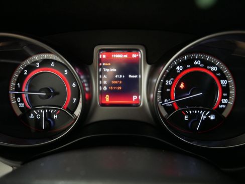 Used 2015 Dodge Journey Crossroad w/ Flexible Seating Group AWD/4WD image 21