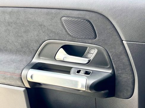 Certified 2023 Mercedes-Benz EQB 300 4MATIC image 35