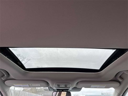 New 2025 Nissan Murano SL image 11