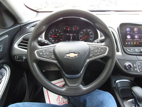 Used 2023 Chevrolet Malibu LT image 21