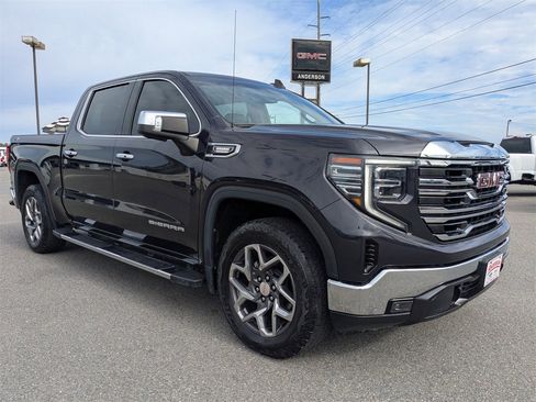 Used 2023 GMC Sierra 1500 SLT w/ SLT Premium Package image 2