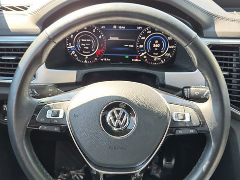 Used 2018 Volkswagen Atlas SEL Premium image 17