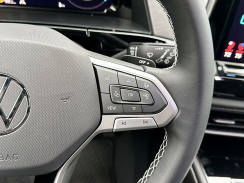 New 2026 Volkswagen Atlas Cross Sport SE image 30