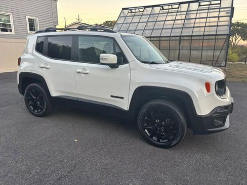 Used 2017 Jeep Renegade Altitude image 13