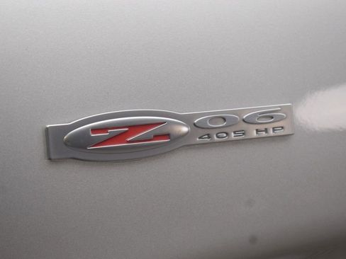 Used 2002 Chevrolet Corvette Z06 w/ Memory Pkg RWD image 35
