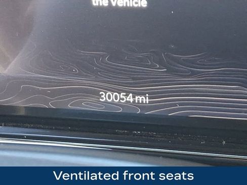 Used 2022 Jeep Wagoneer Series I image 24