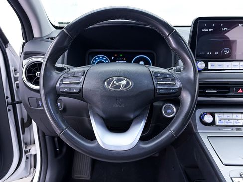 Used 2023 Hyundai Kona SEL FWD image 32