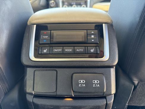 Used 2019 Subaru Ascent Limited w/ Popular Package #3 image 15