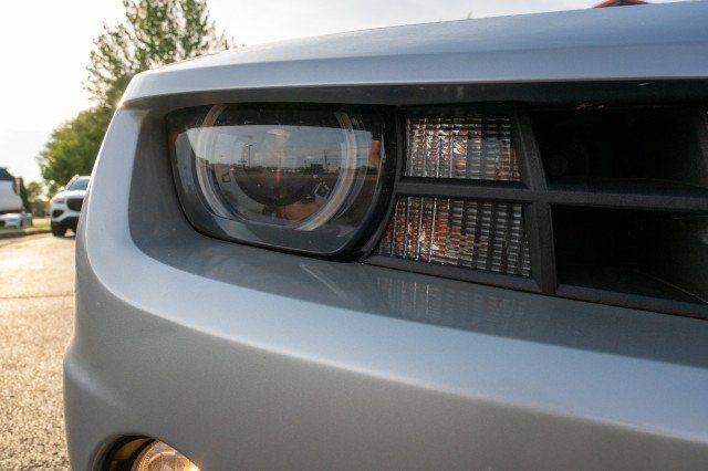 Used 2011 Chevrolet Camaro SS w/ RS Package RWD image 10