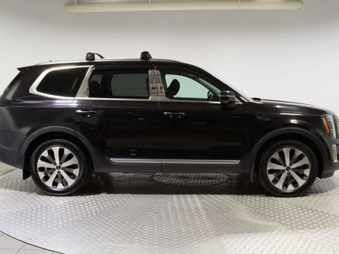 Used 2022 Kia Telluride S FWD image 8