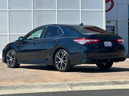 Certified 2020 Toyota Camry SE w/ Carpet Mat Package FWD image 7