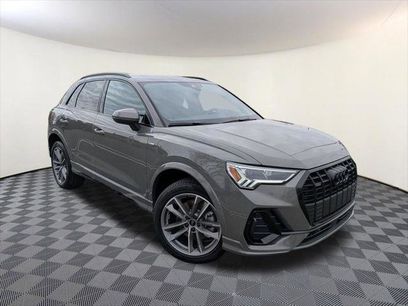 Certified 2025 Audi Q3 2.0T Premium w/ Convenience Package