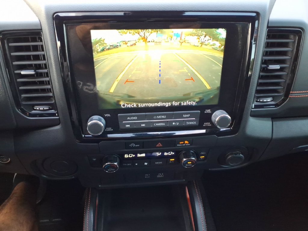 Used 2024 Nissan Frontier Pro-X RWD image 16