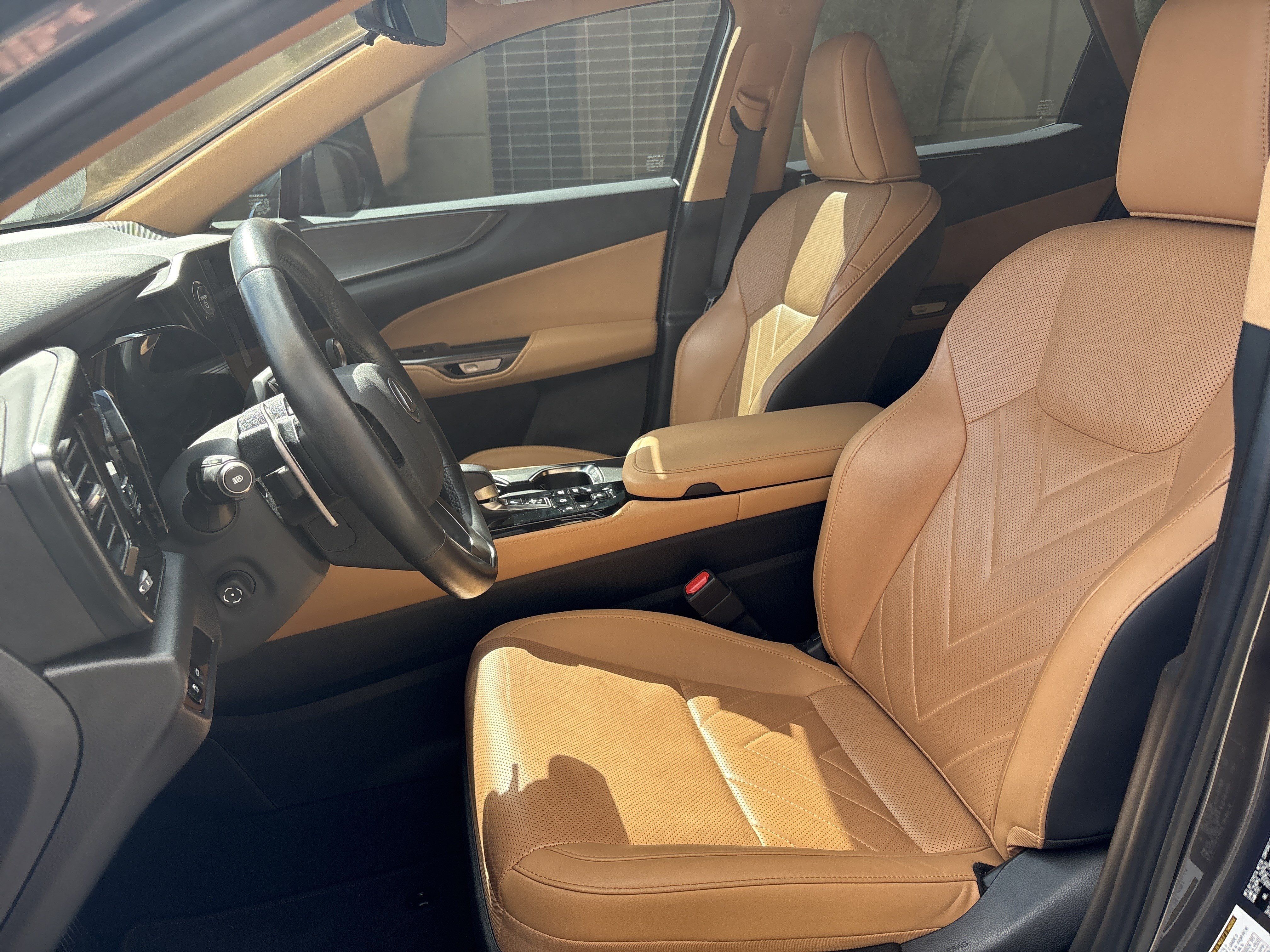Used 2025 Lexus NX 450h+ AWD w/ Accessory Package (Z2) image 16
