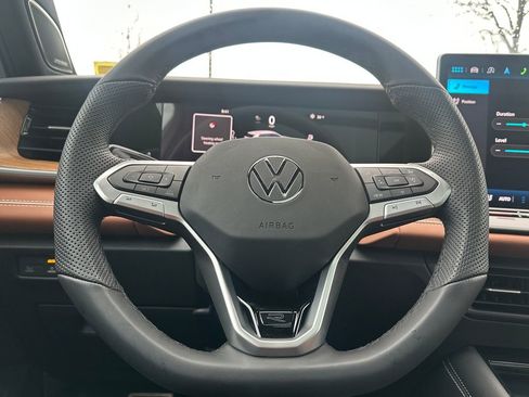 New 2026 Volkswagen Tiguan SEL R-Line image 6