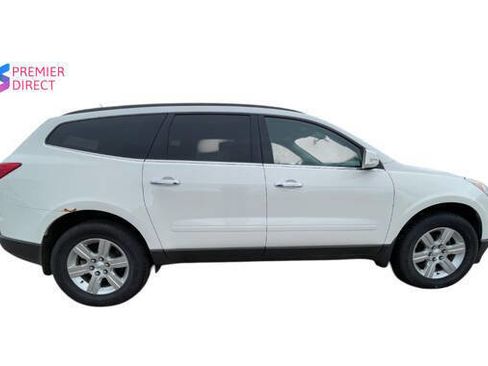 Used 2012 Chevrolet Traverse LT image 7