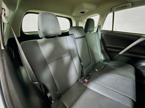 Used 2016 Toyota RAV4 XLE image 25