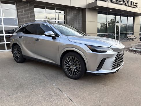 Used 2025 Lexus RX 350 w/ Convenience Package image 2