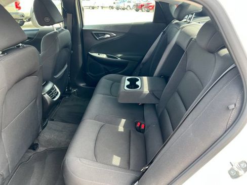 Used 2024 Chevrolet Malibu LT w/ Sport Edition FWD image 14