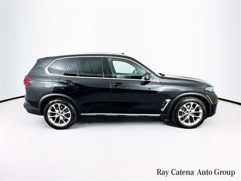 Used 2024 BMW X5 xDrive40i w/ Premium Package image 8