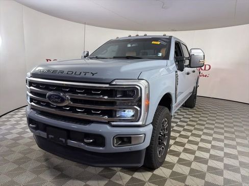 Used 2024 Ford F350 Platinum AWD/4WD image 4