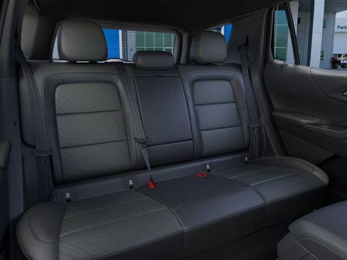 New 2026 Chevrolet Equinox LT w/ Convenience Package II image 17