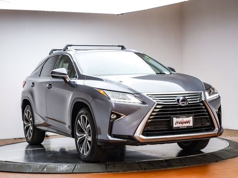 Used 2018 Lexus RX 450h F Sport image 3