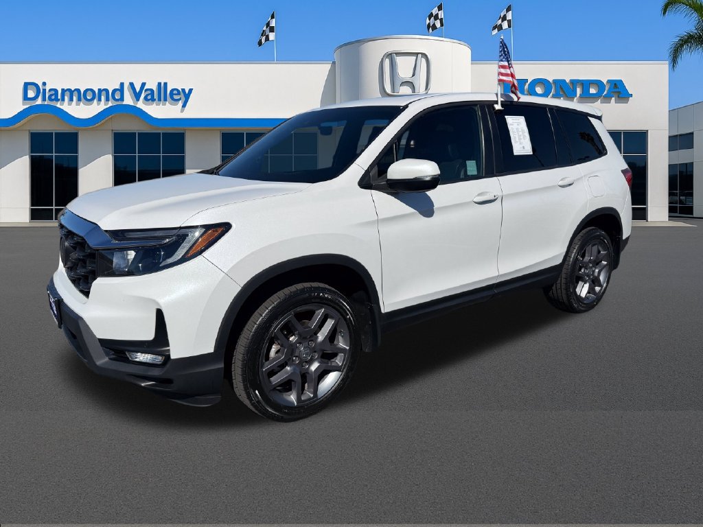 Used 2023 Honda Passport EX-L image 3