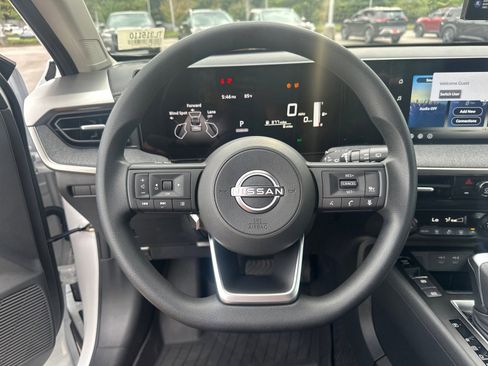 New 2026 Nissan Kicks SV image 23