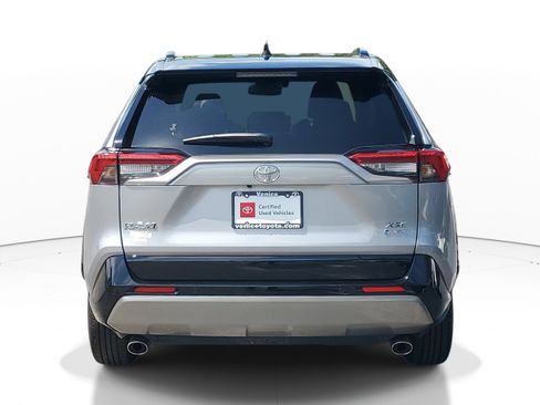 Used 2025 Toyota RAV4 XSE w/ Advanced Technology Package AWD/4WD image 5