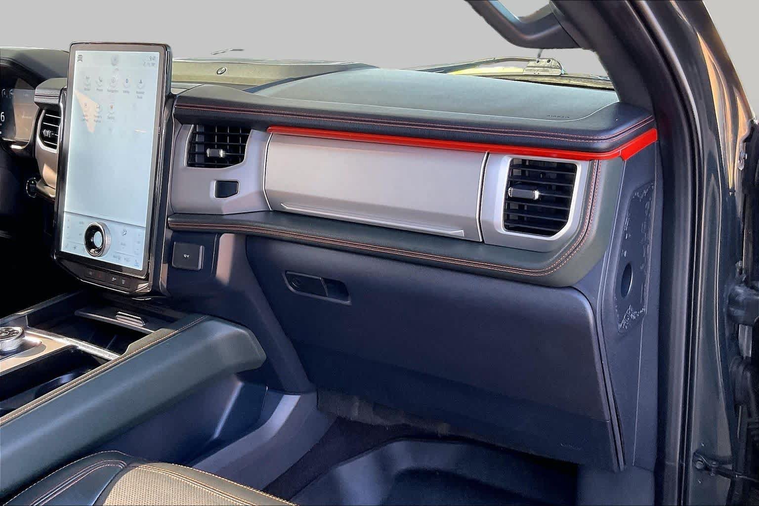 Used 2022 Ford Expedition Timberline AWD/4WD image 19