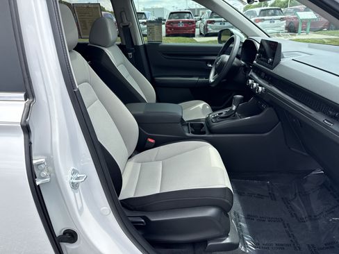 Certified 2025 Honda CR-V EX image 34