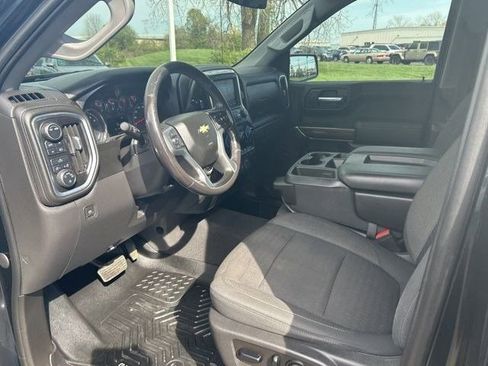 Used 2021 Chevrolet Silverado 1500 LT AWD/4WD image 11