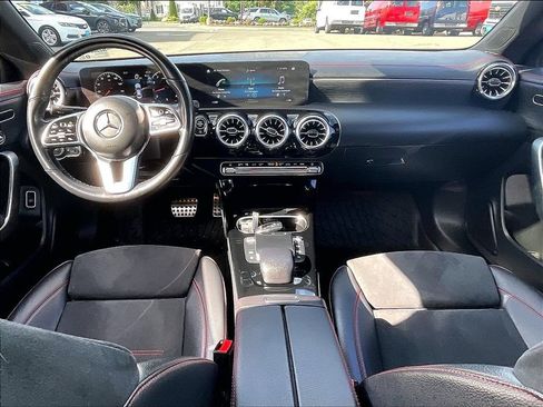 Used 2023 Mercedes-Benz CLA 250 4MATIC image 21