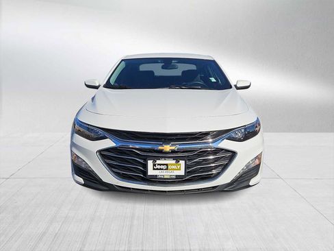 Used 2020 Chevrolet Malibu LT image 3