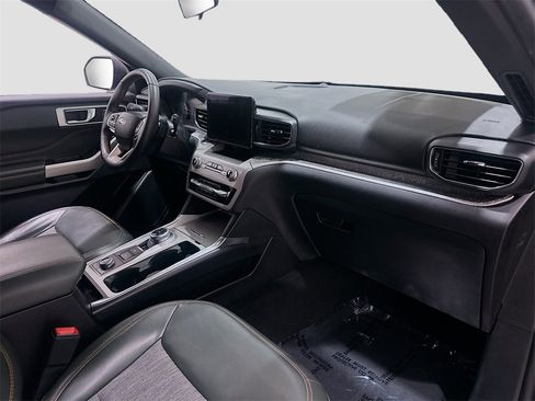 Used 2022 Ford Explorer Timberline image 31