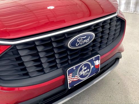 Used 2025 Ford Escape Active FWD image 30