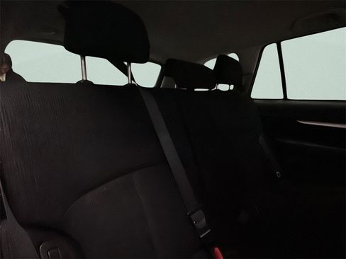 Used 2013 Subaru Outback 2.5i Premium image 11