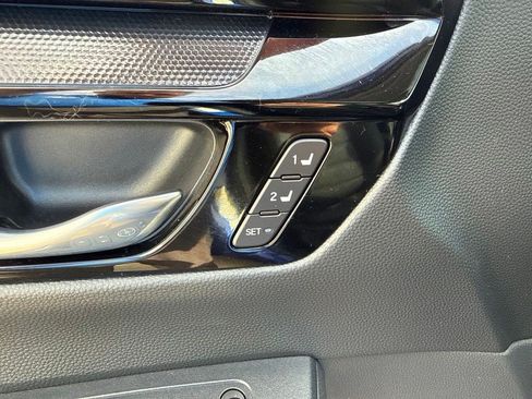 Certified 2025 Honda CR-V EX-L image 9