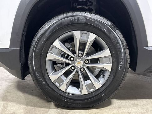New 2026 Chevrolet Equinox LT w/ Safety and Technology Package AWD/4WD image 27