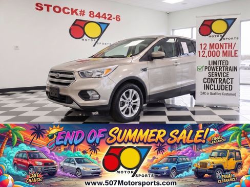 Used 2017 Ford Escape SE FWD image 1