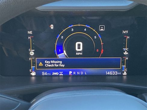 Used 2023 Chevrolet Colorado Trail Boss w/ Technology Package image 12