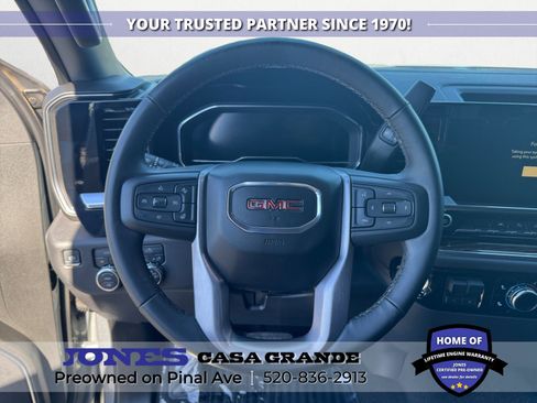 Used 2025 GMC Sierra 1500 Elevation image 12