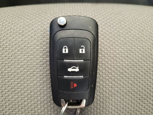 Used 2016 Chevrolet Cruze LS FWD image 32