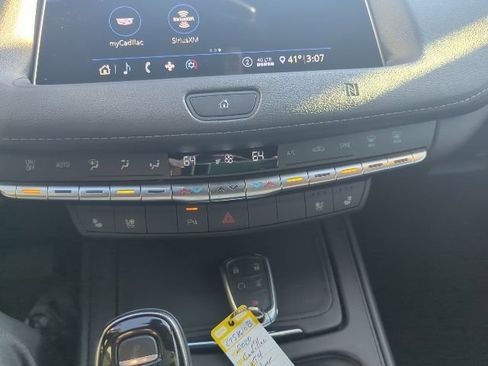 Used 2020 Cadillac XT4 Premium Luxury image 49