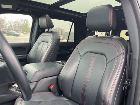 Used 2023 Ford Expedition Max Limited image 12