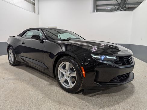 Used 2024 Chevrolet Camaro LT image 9