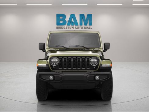 New 2025 Jeep Gladiator Willys image 3