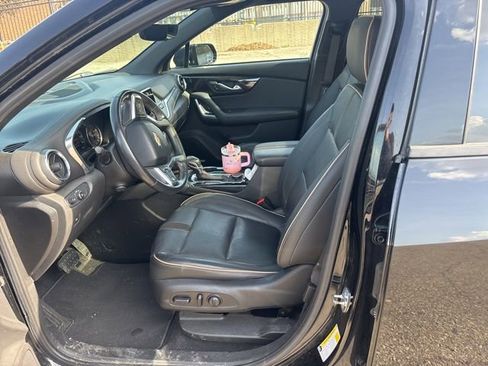 Certified 2019 Chevrolet Blazer Premier w/ Sun and Wheels Package AWD/4WD image 9