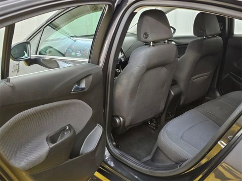 Used 2017 Chevrolet Cruze LT image 15